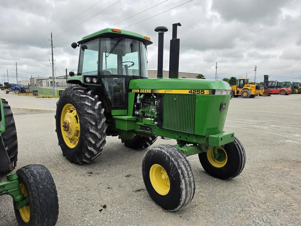 Image for 1989 John Deere 4255