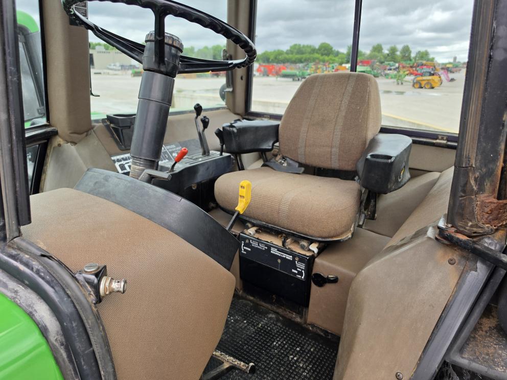 Image for 1989 John Deere 4255