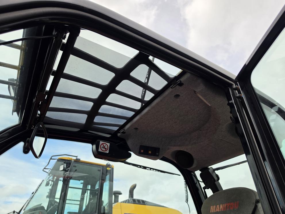 Image for 2022 Manitou MT933 75D