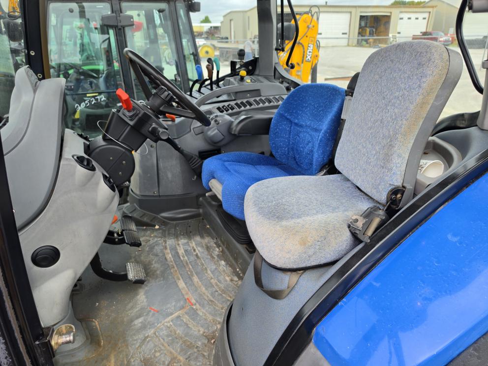 Image for 2004 New Holland TS115A