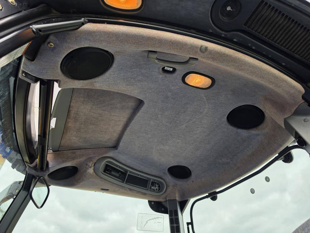 Image for 2004 New Holland TS115A