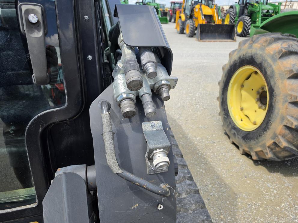Image for 2021 New Holland C345