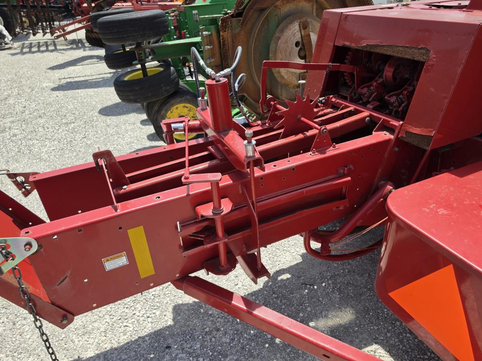 Image for 2016 New Holland BC5070