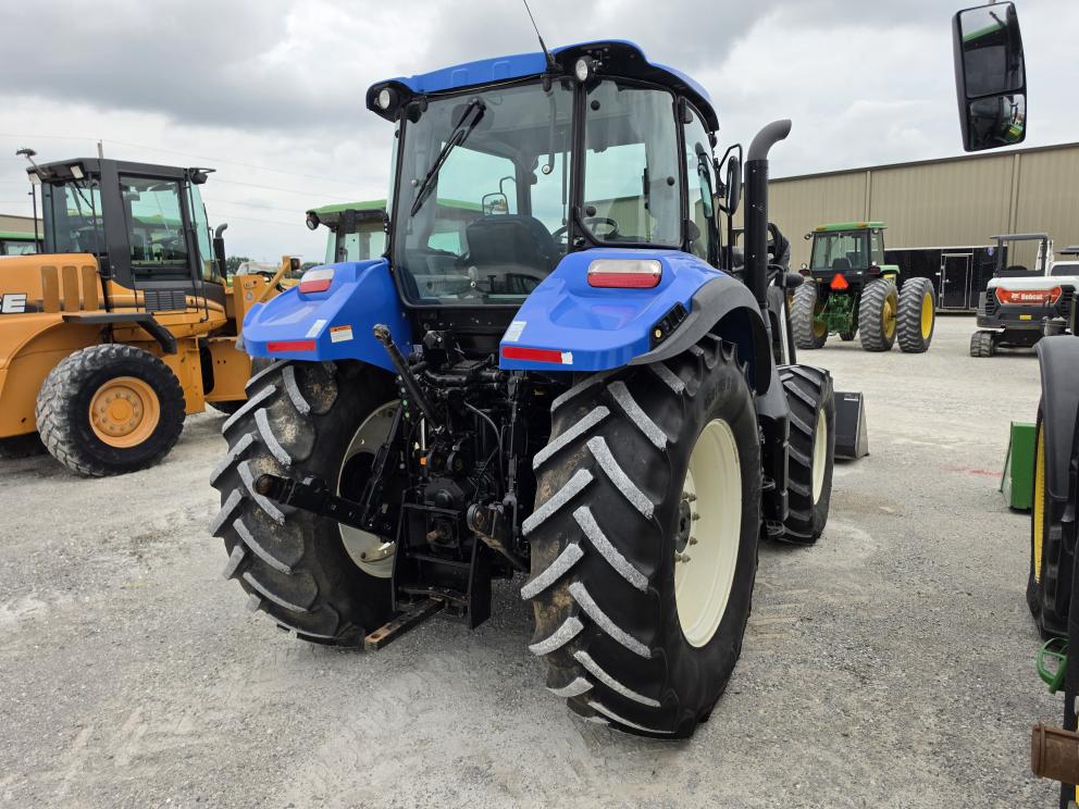 Image for 2017 New Holland T5.110