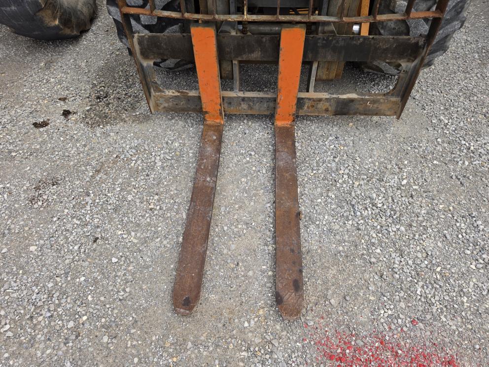 Image for 2018 Case 586H