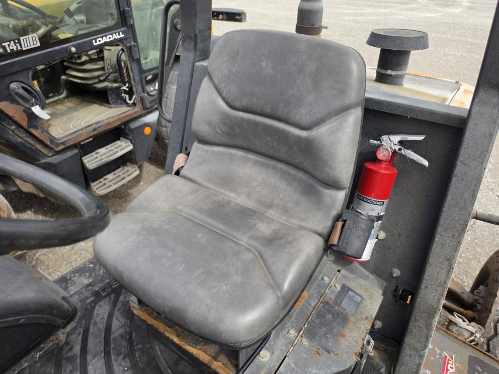 Image for 2018 Case 586H