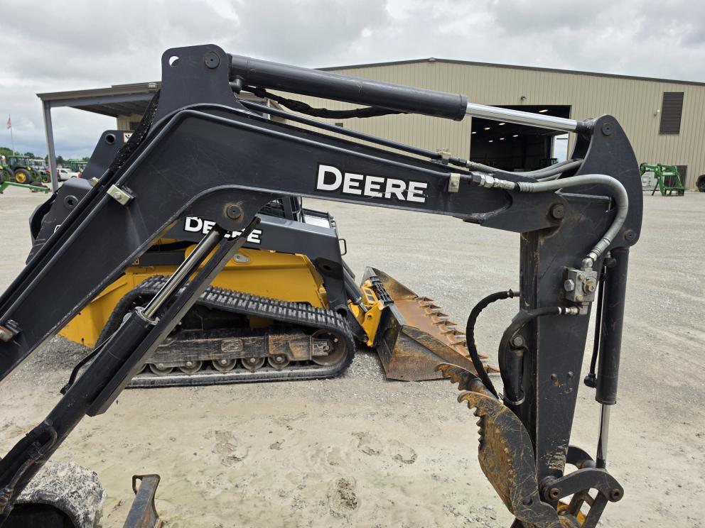 Image for 2018 John Deere 26G