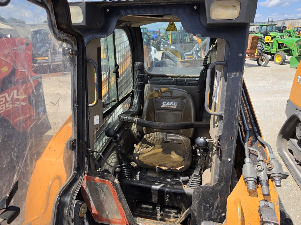 Image for 2015 Case SR240