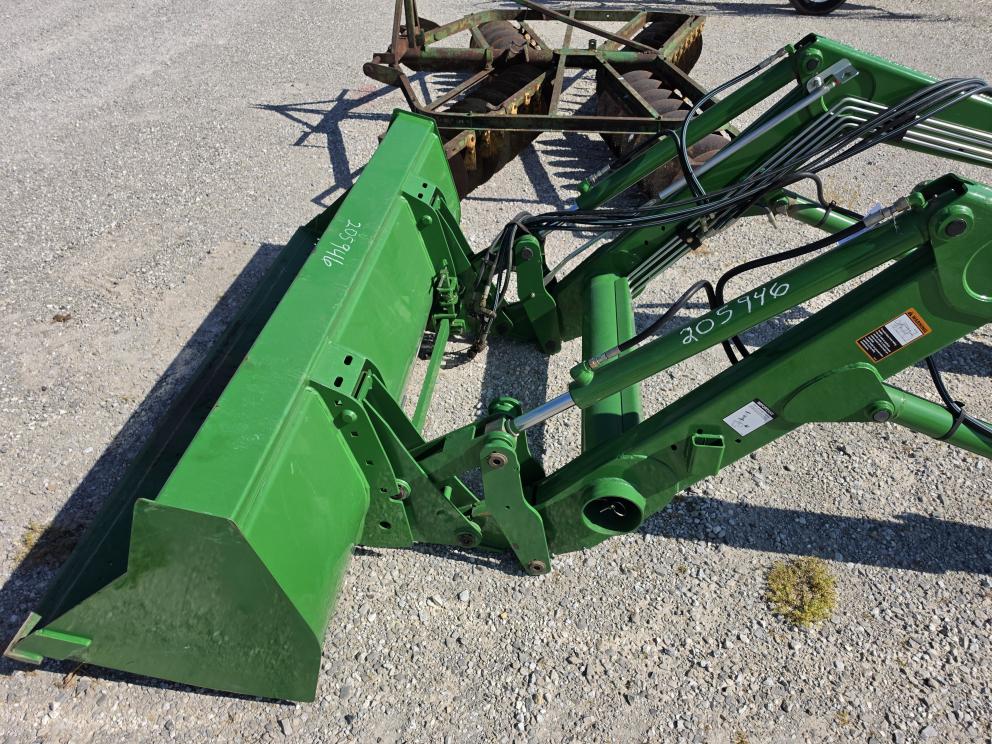 Image for 1993 John Deere 721