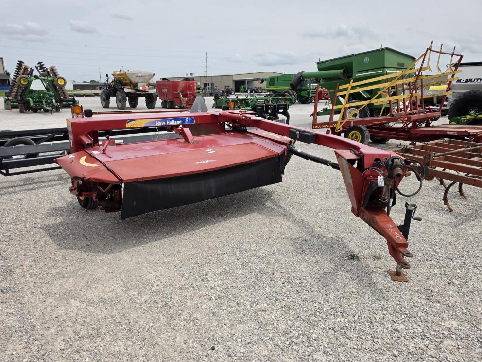 Image for 2016 New Holland H7330