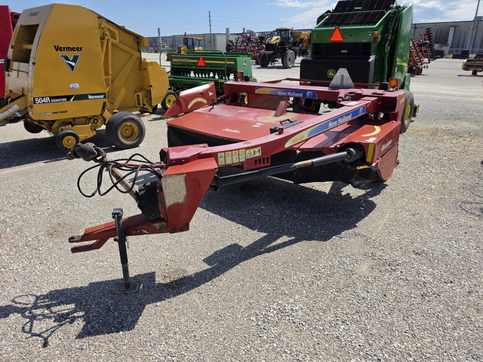 Image for 2016 New Holland H7330