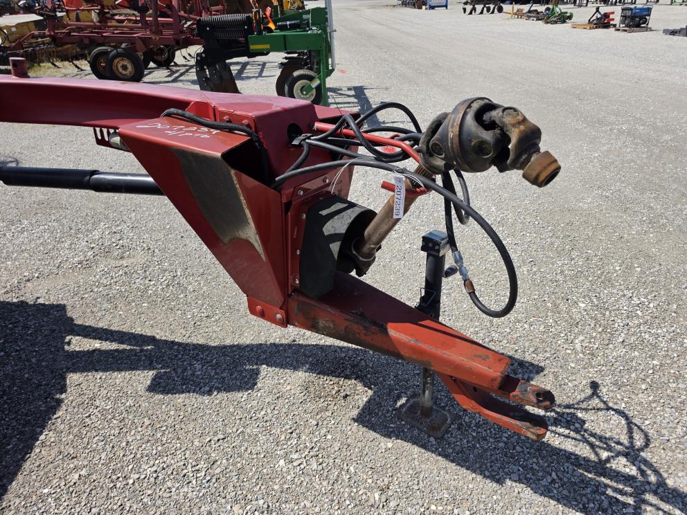 Image for 2016 New Holland H7330