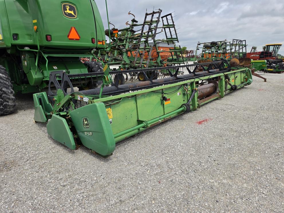 Image for 1999 John Deere 930F