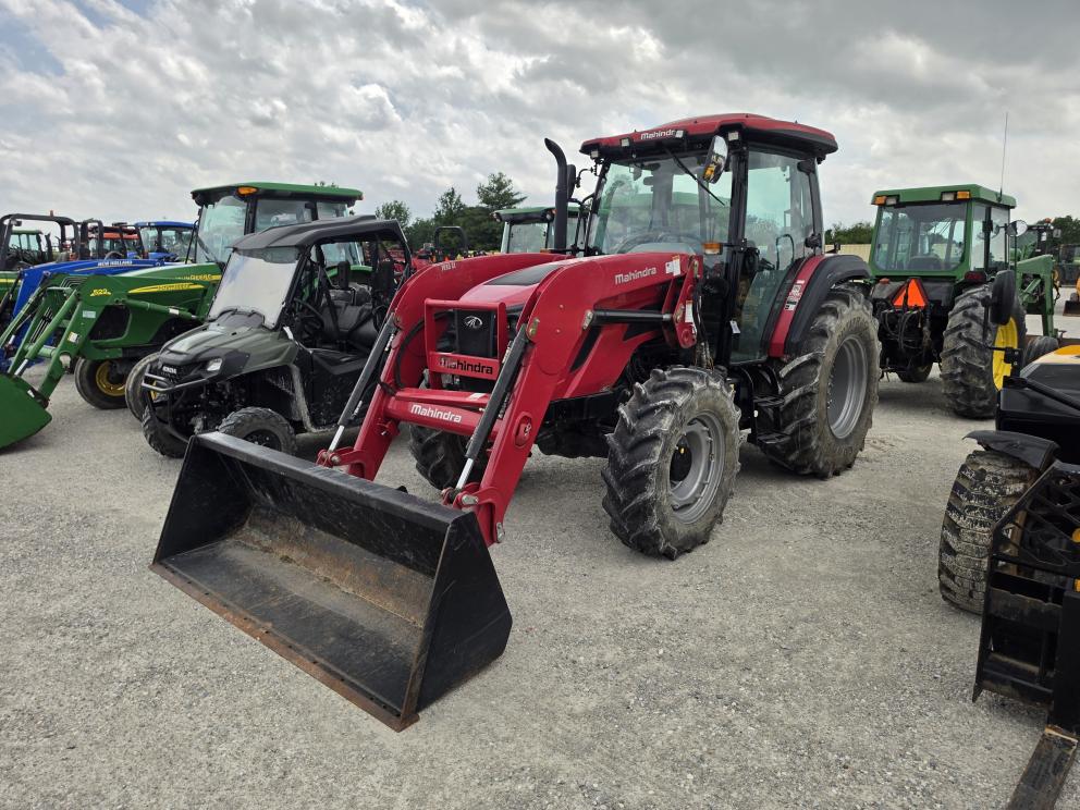 Image for 2021 Mahindra 7095