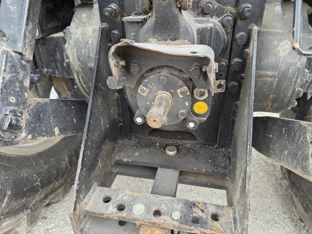 Image for 2021 Mahindra 7095