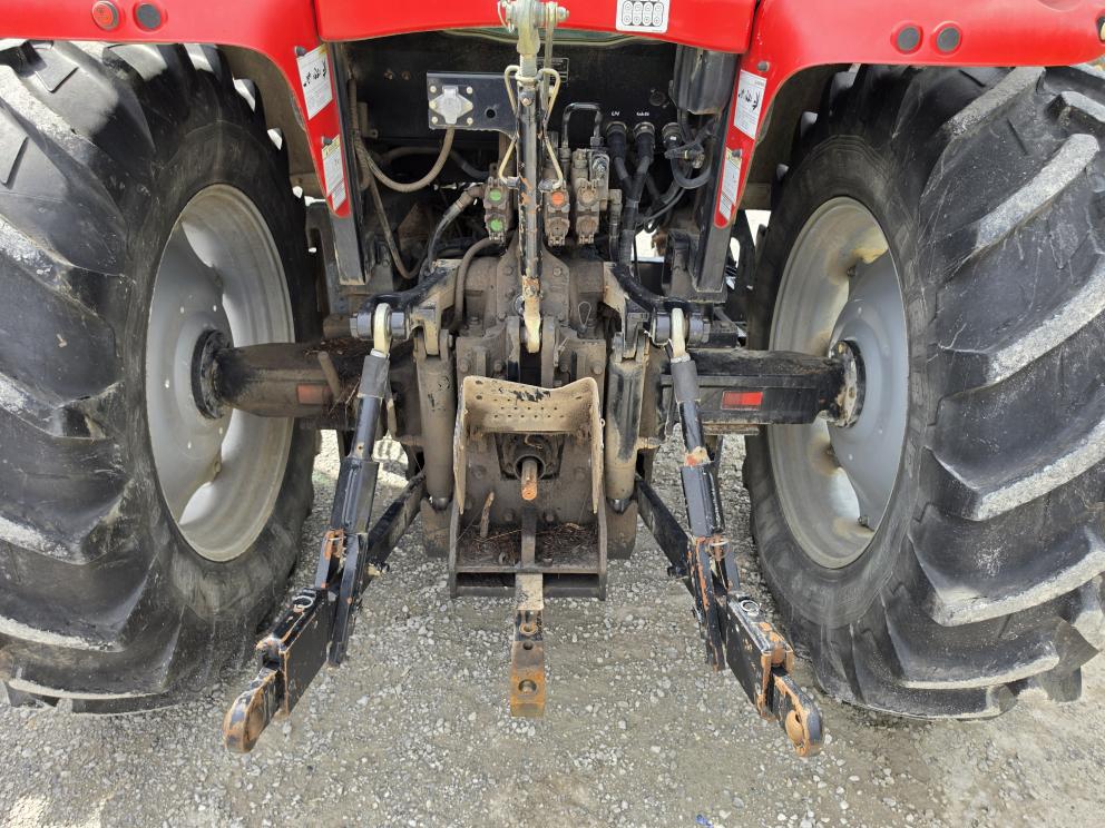 Image for 2005 Massey Ferguson 6465