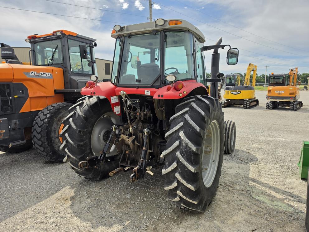 Image for 2005 Massey Ferguson 6465