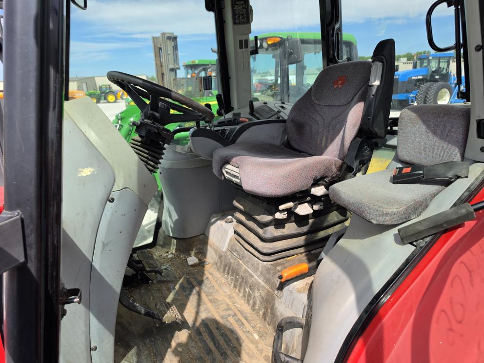 Image for 2005 Massey Ferguson 6465