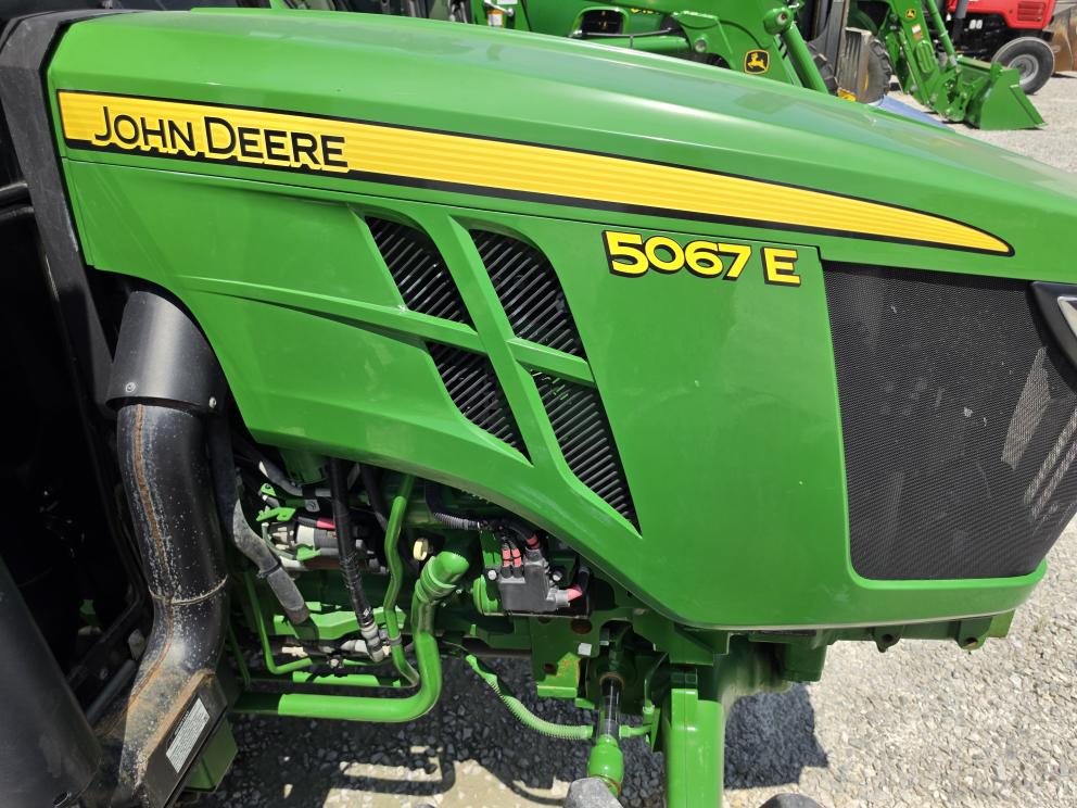 Image for 2023 John Deere 5067E