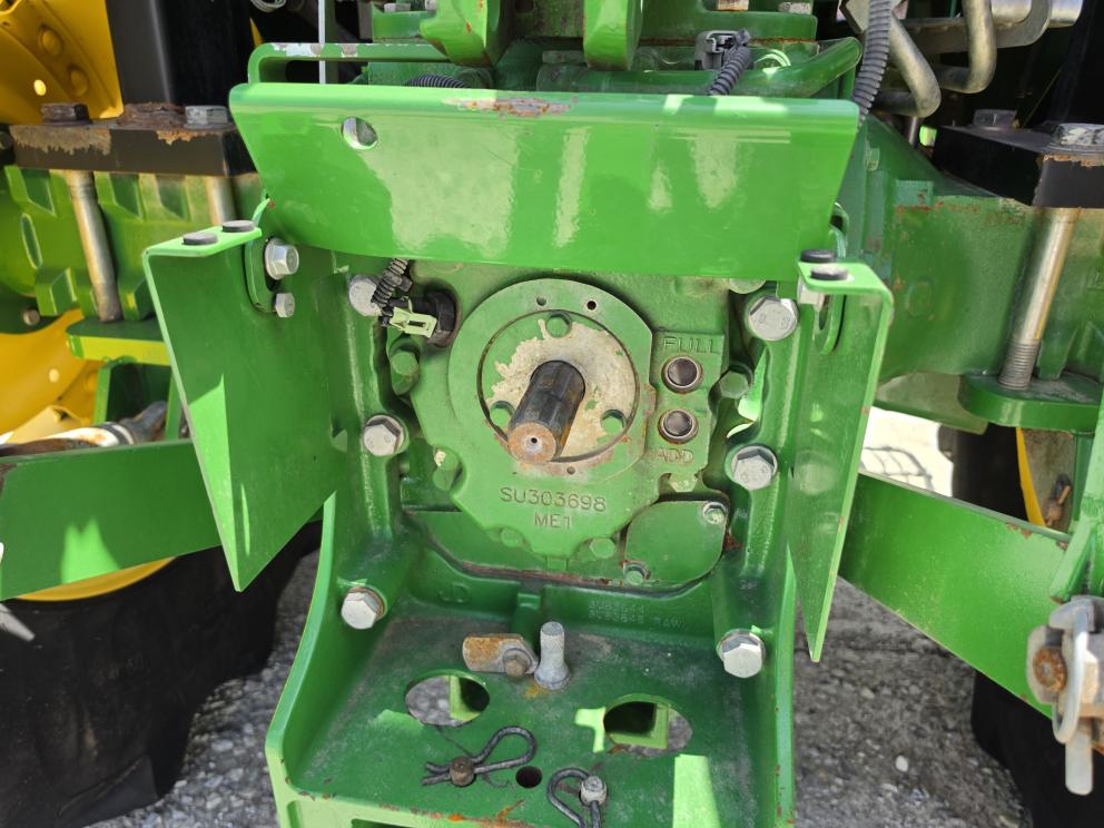 Image for 2022 John Deere 5100E