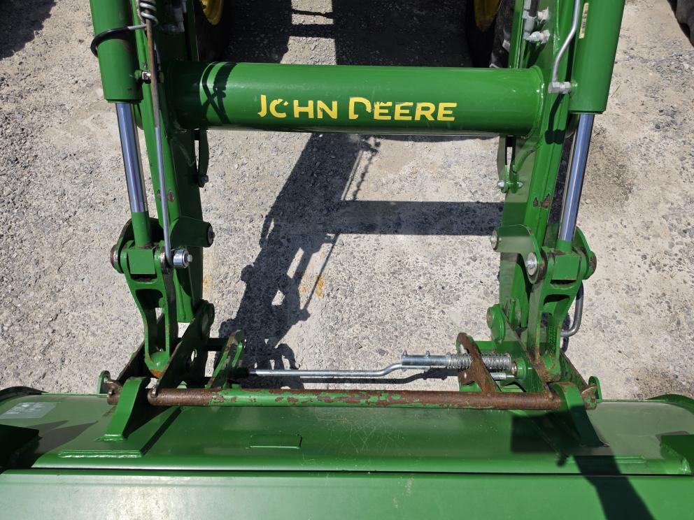 Image for 2022 John Deere 5100E