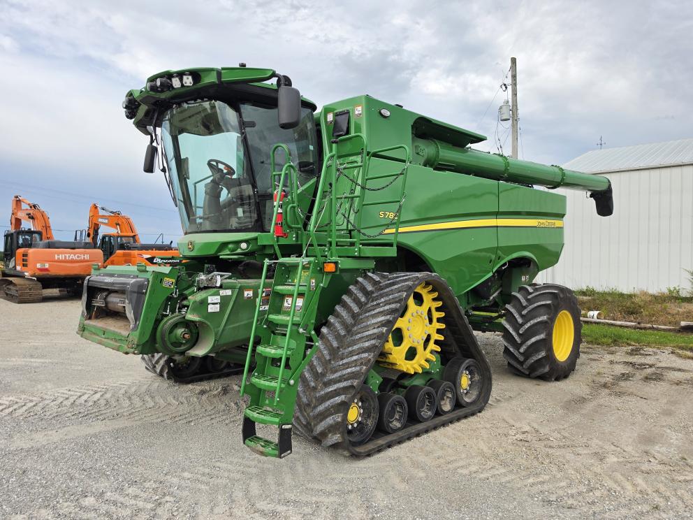Image for 2023 John Deere S780