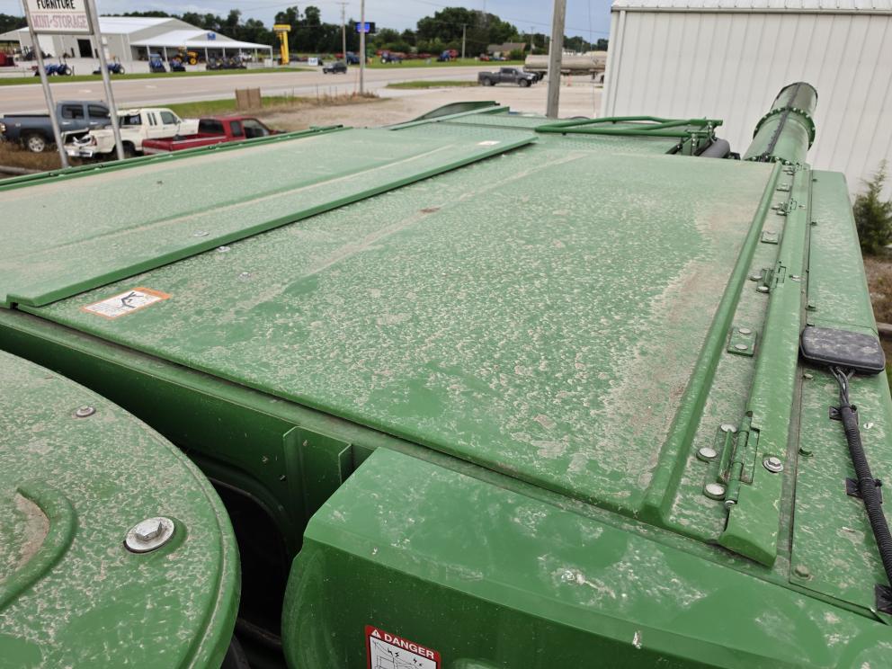 Image for 2023 John Deere S780