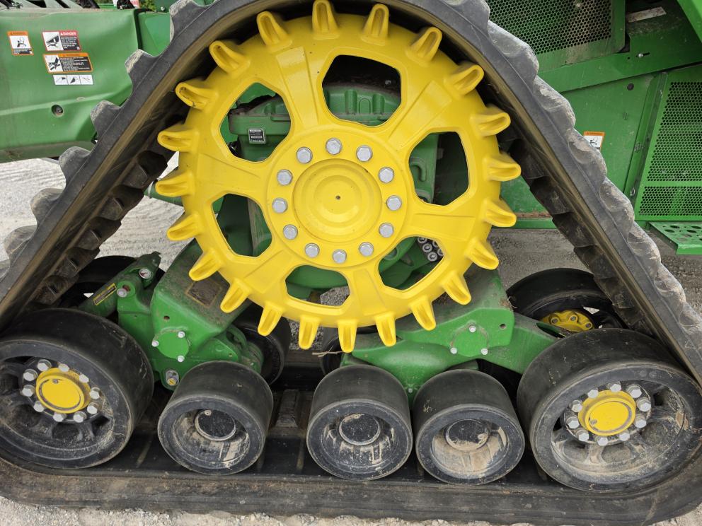 Image for 2023 John Deere S780