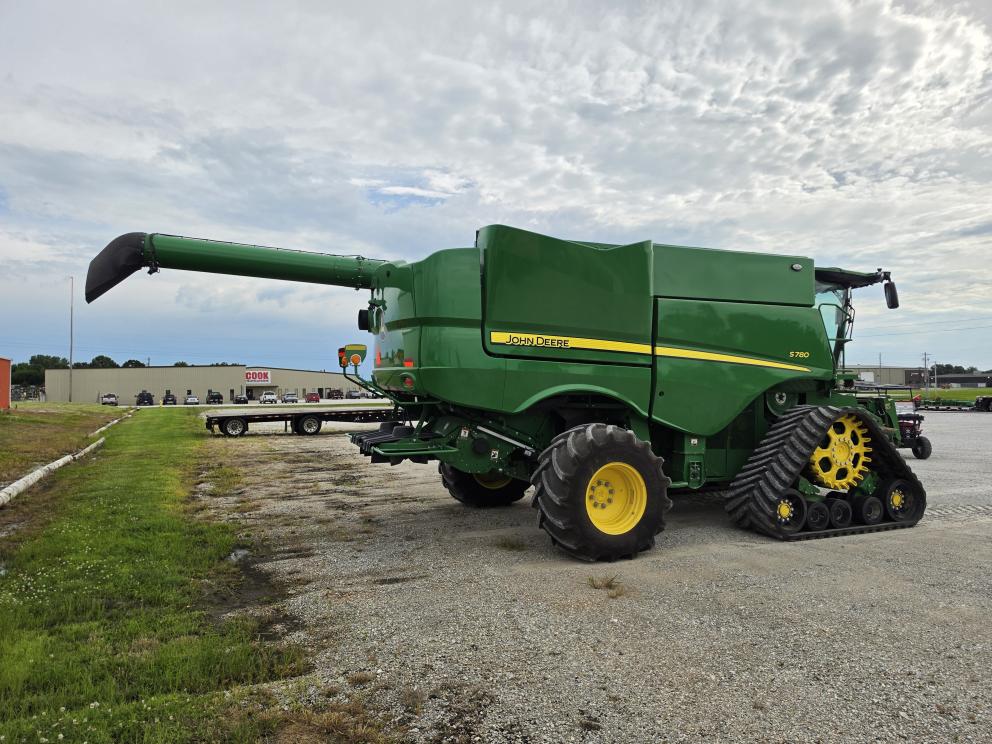 Image for 2023 John Deere S780