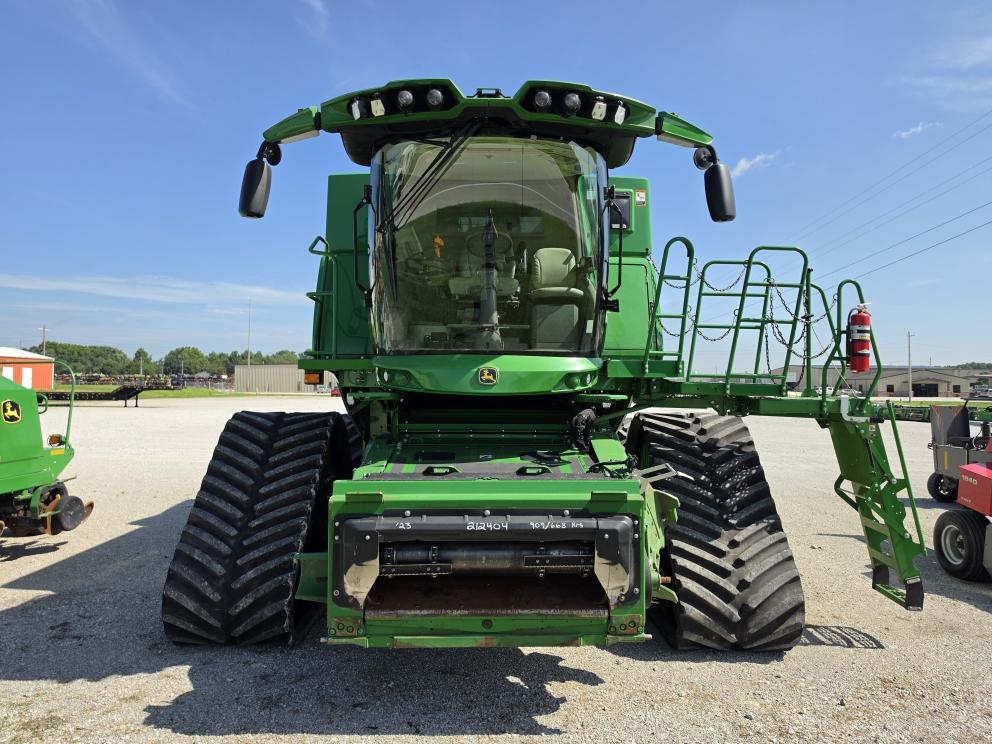 Image for 2023 John Deere S780