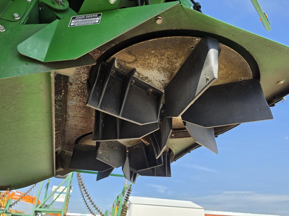 Image for 2023 John Deere S780