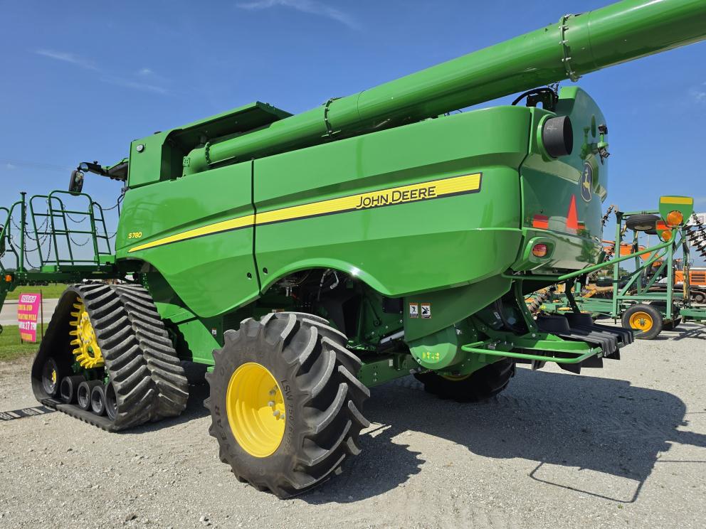 Image for 2023 John Deere S780