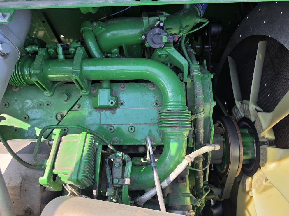 Image for 2023 John Deere S780