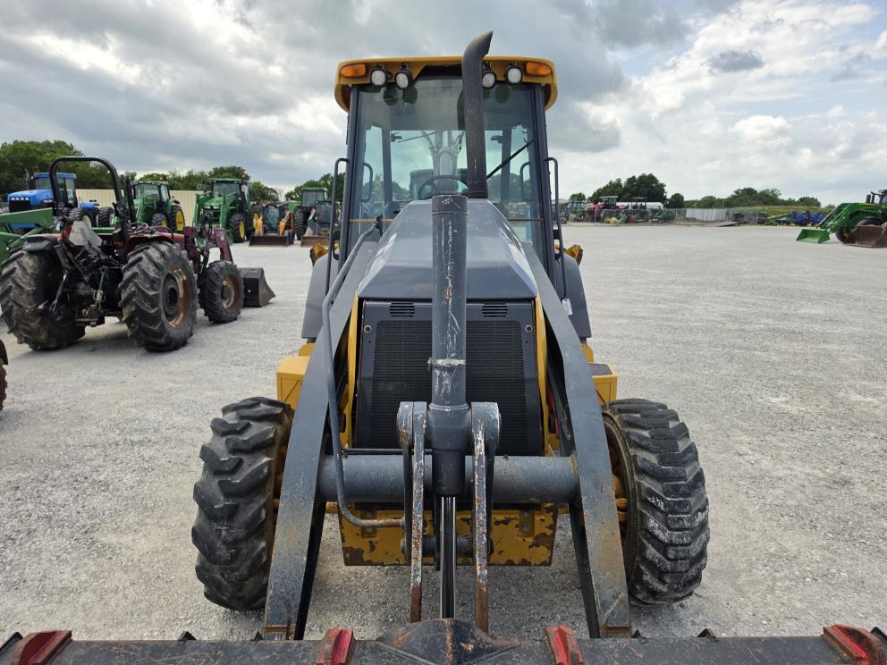 Image for 2015 John Deere 310SL