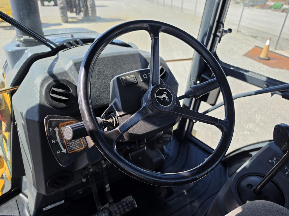 Image for 2015 John Deere 310SL