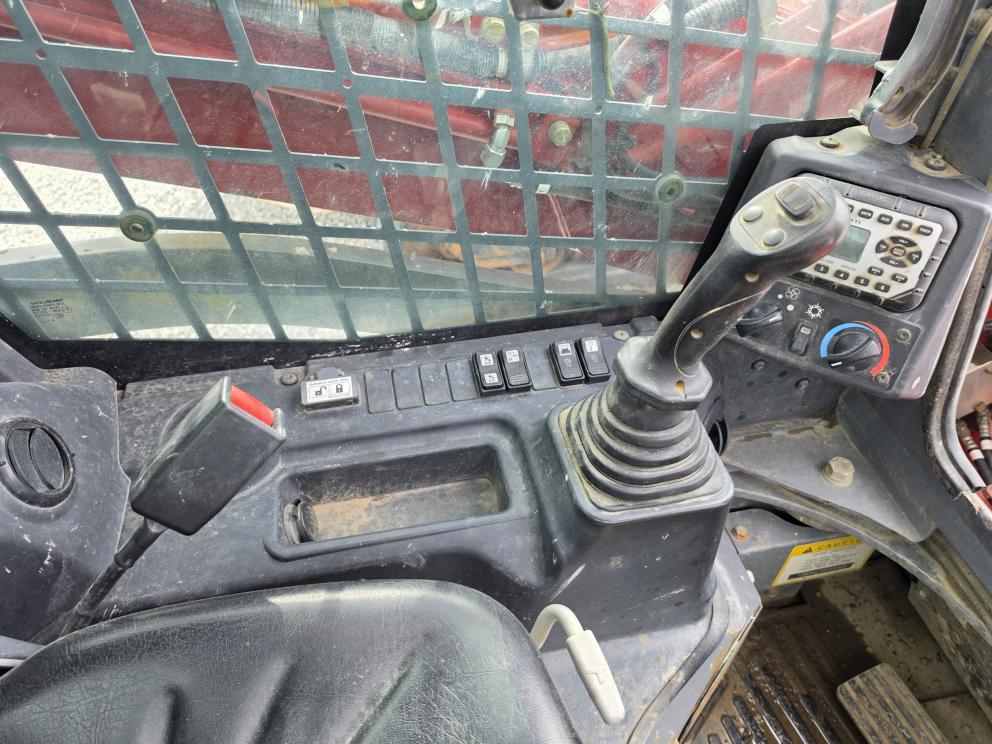 Image for 2018 Takeuchi TL10V2