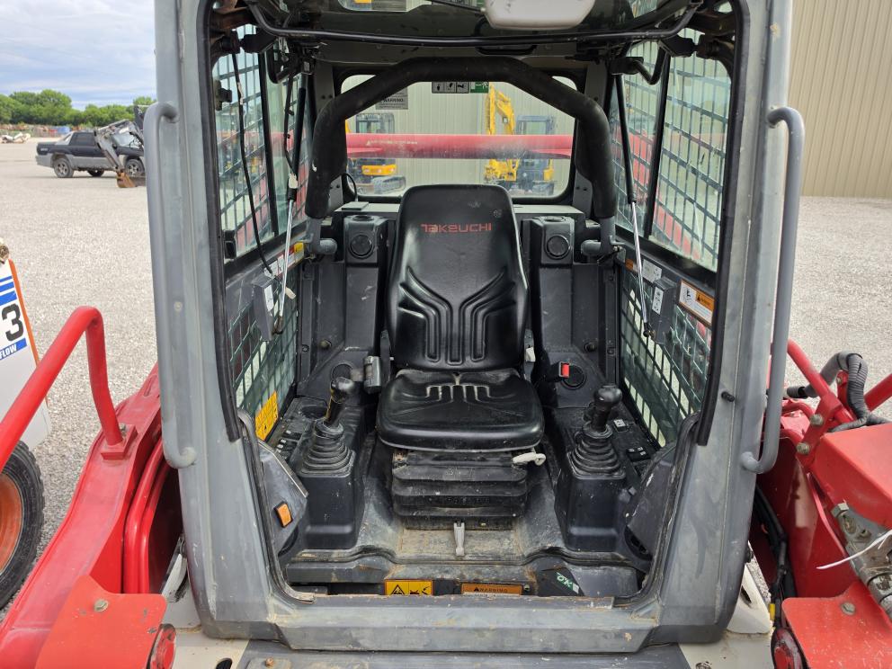 Image for 2018 Takeuchi TL10V2