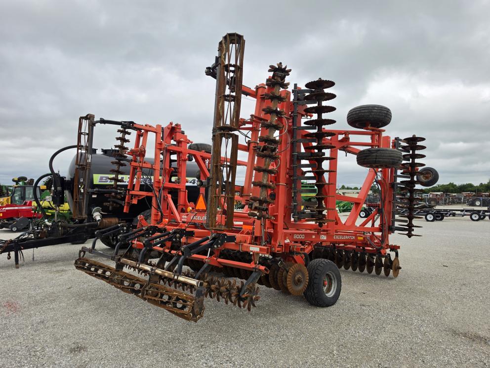 Image for 2015 Kuhn Krause 8000