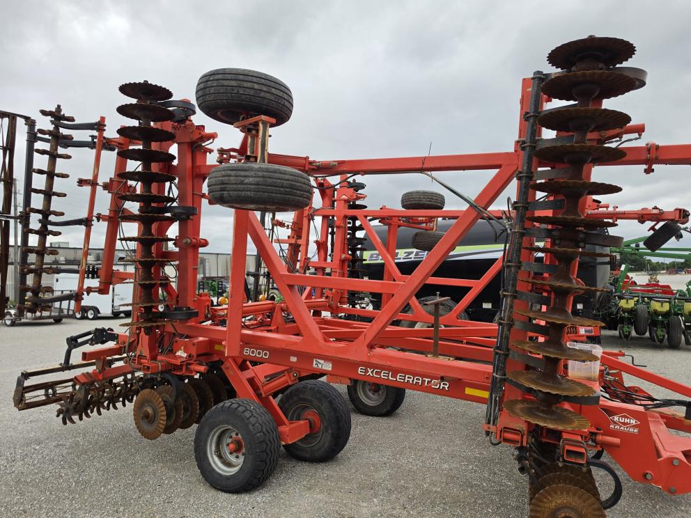 Image for 2015 Kuhn Krause 8000