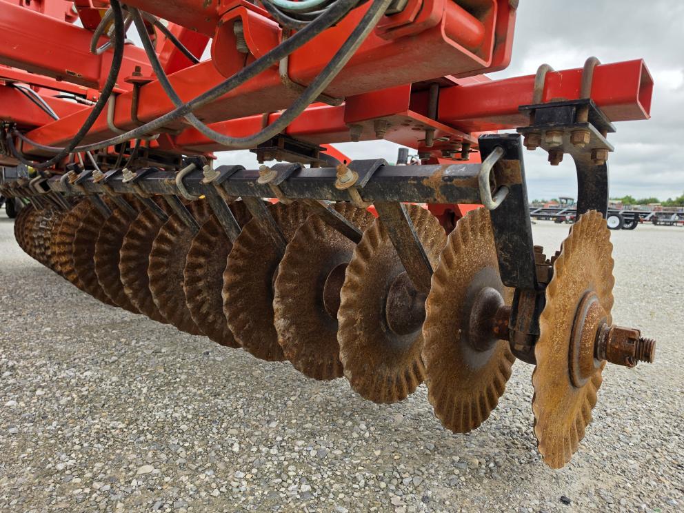 Image for 2015 Kuhn Krause 8000