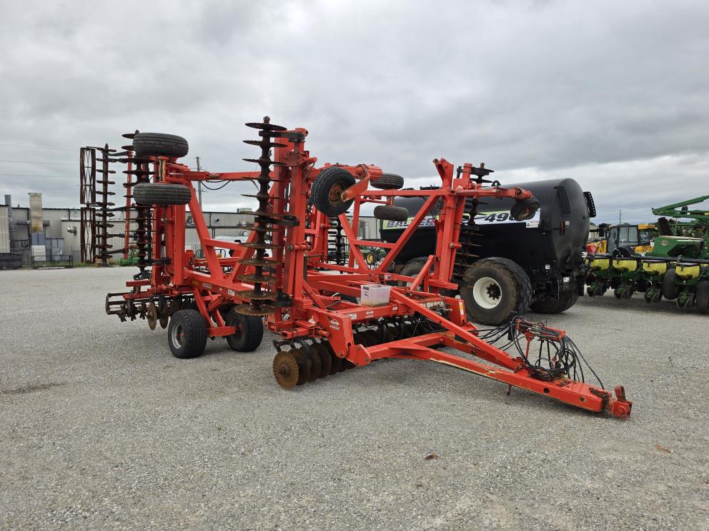 Image for 2015 Kuhn Krause 8000