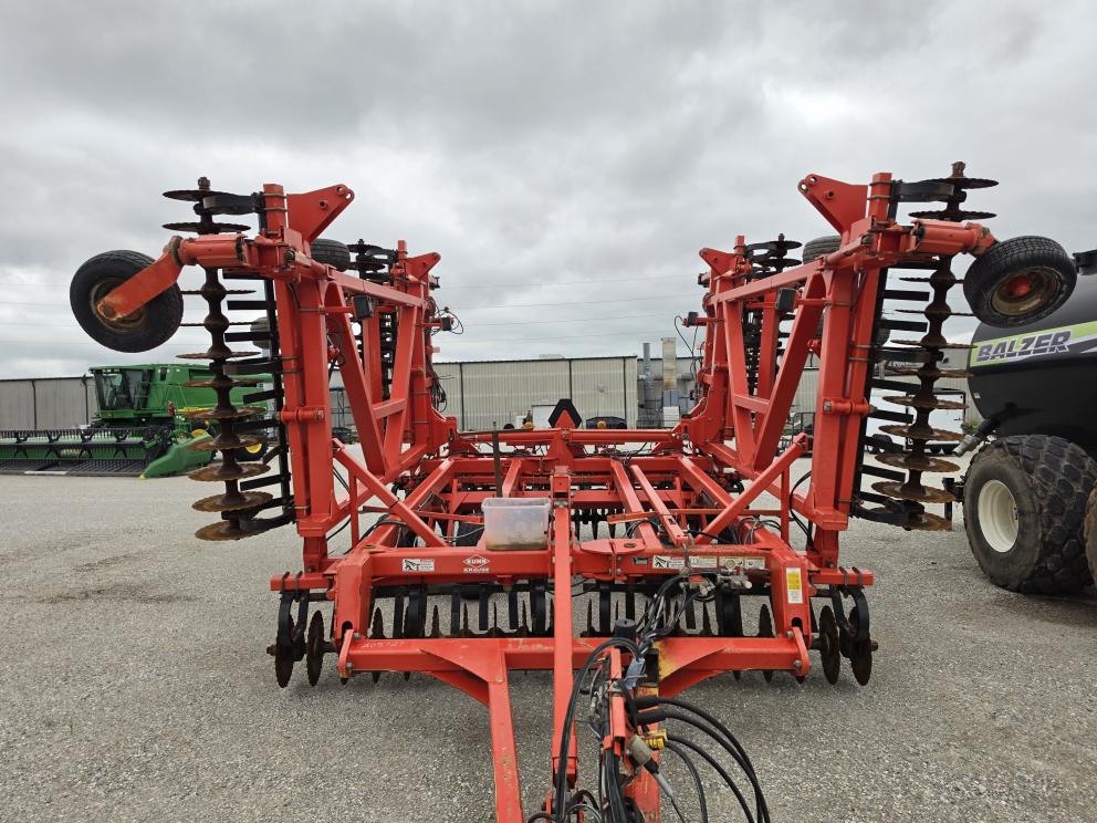 Image for 2015 Kuhn Krause 8000