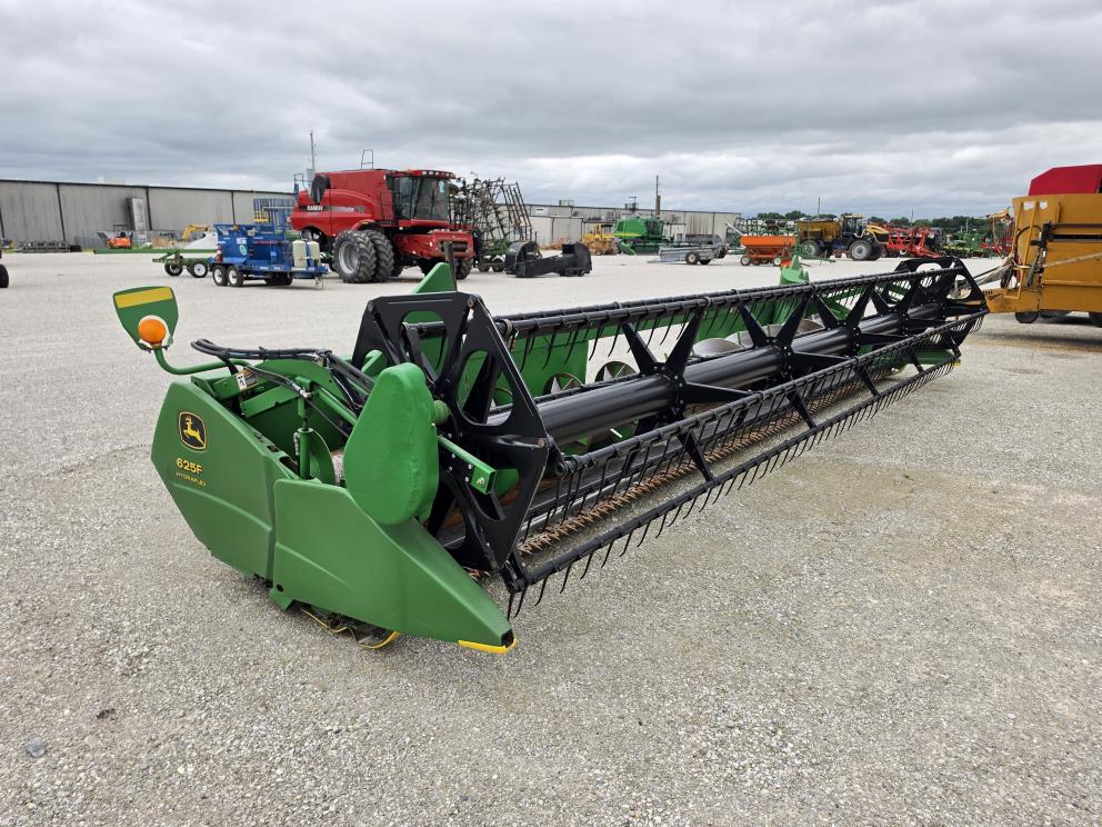 Image for 2004 John Deere 625F