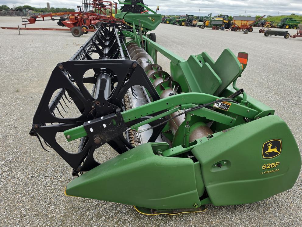 Image for 2004 John Deere 625F
