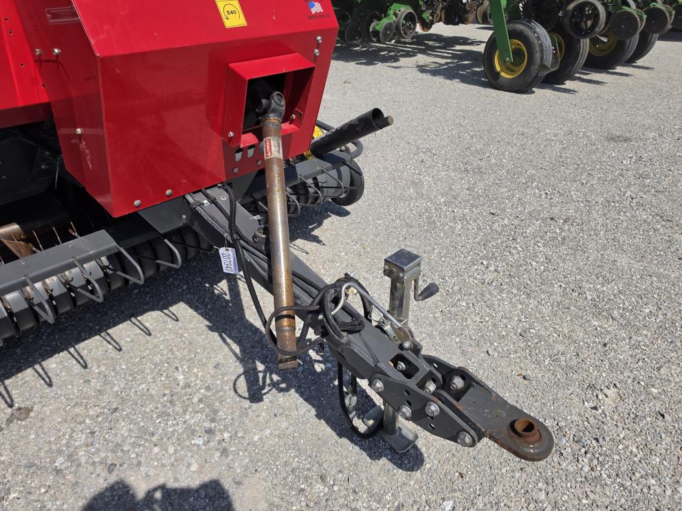 Image for 2021 Massey Ferguson 1840
