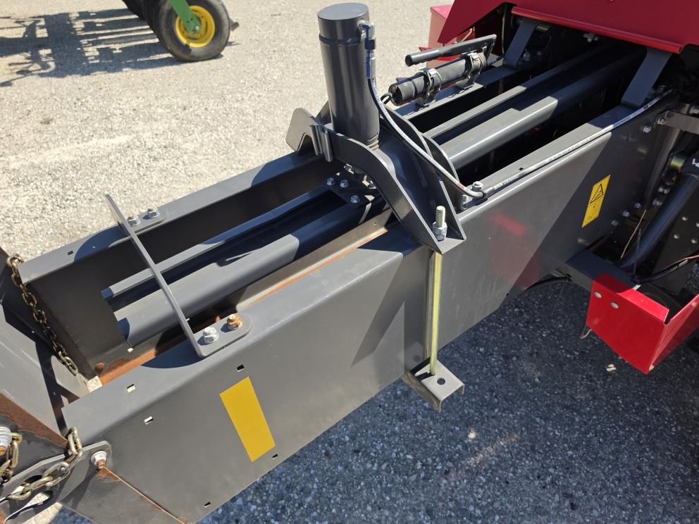 Image for 2021 Massey Ferguson 1840