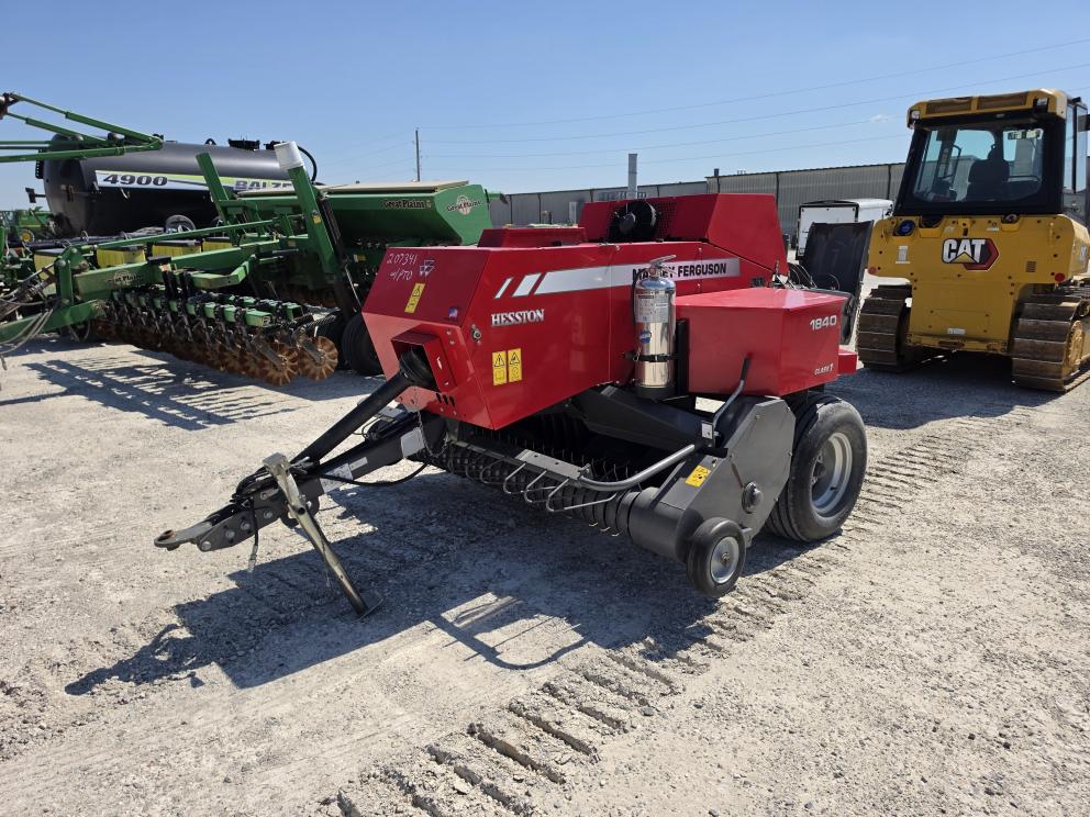Image for 2021 Massey Ferguson 1840
