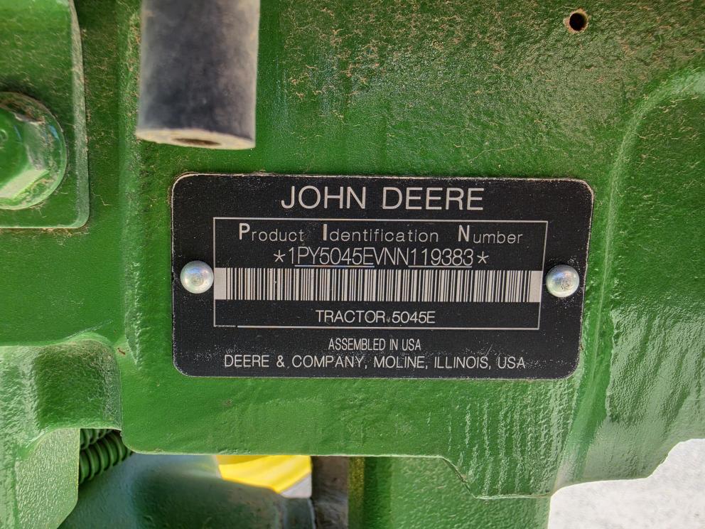 Image for 2022 John Deere 5045E