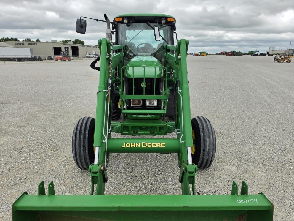Image for 2008 John Deere 7330