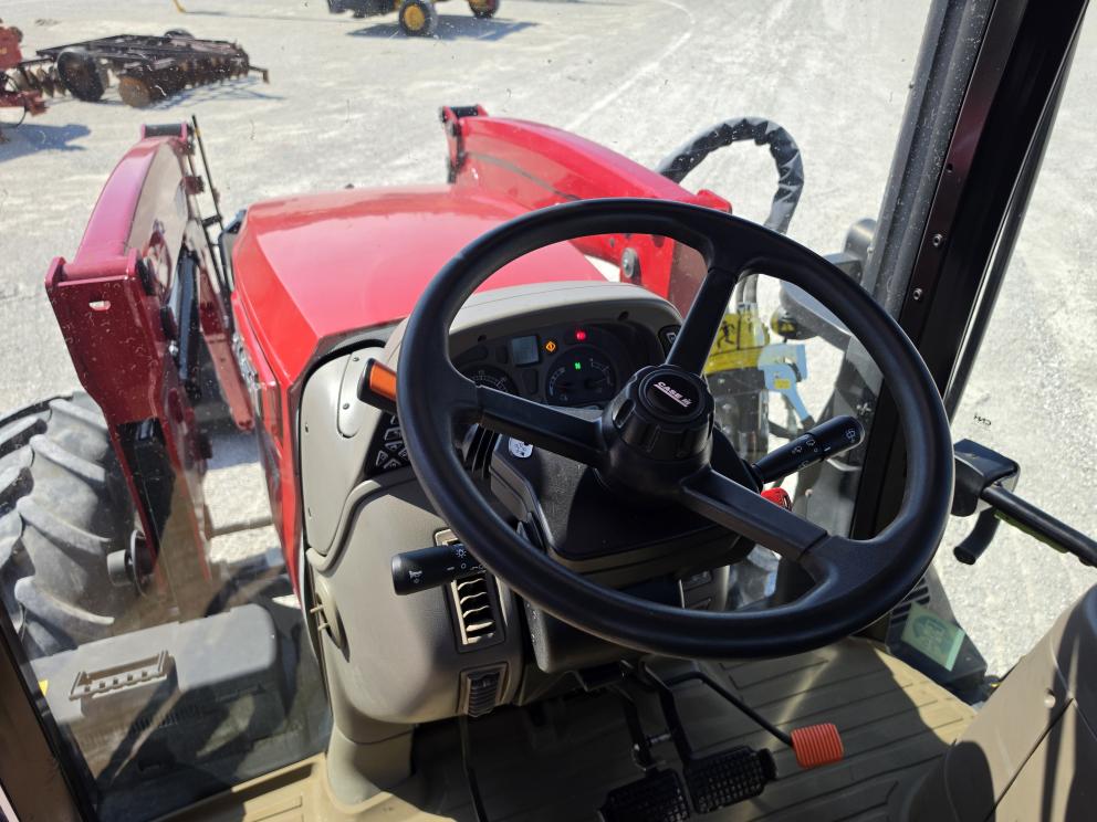 Image for 2022 Case IH Maxxum 145